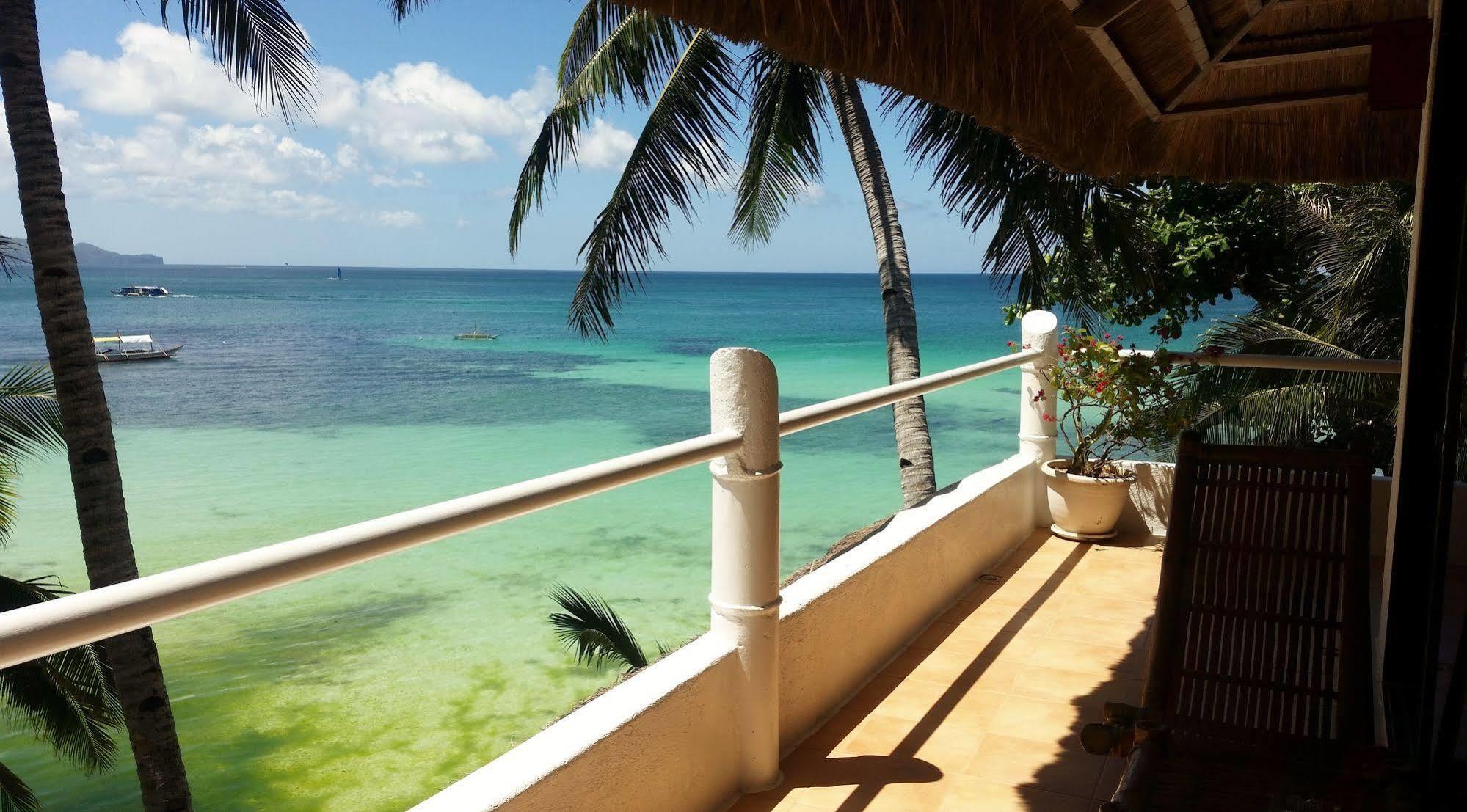 Artista Beach Villa Balabag  Exterior foto